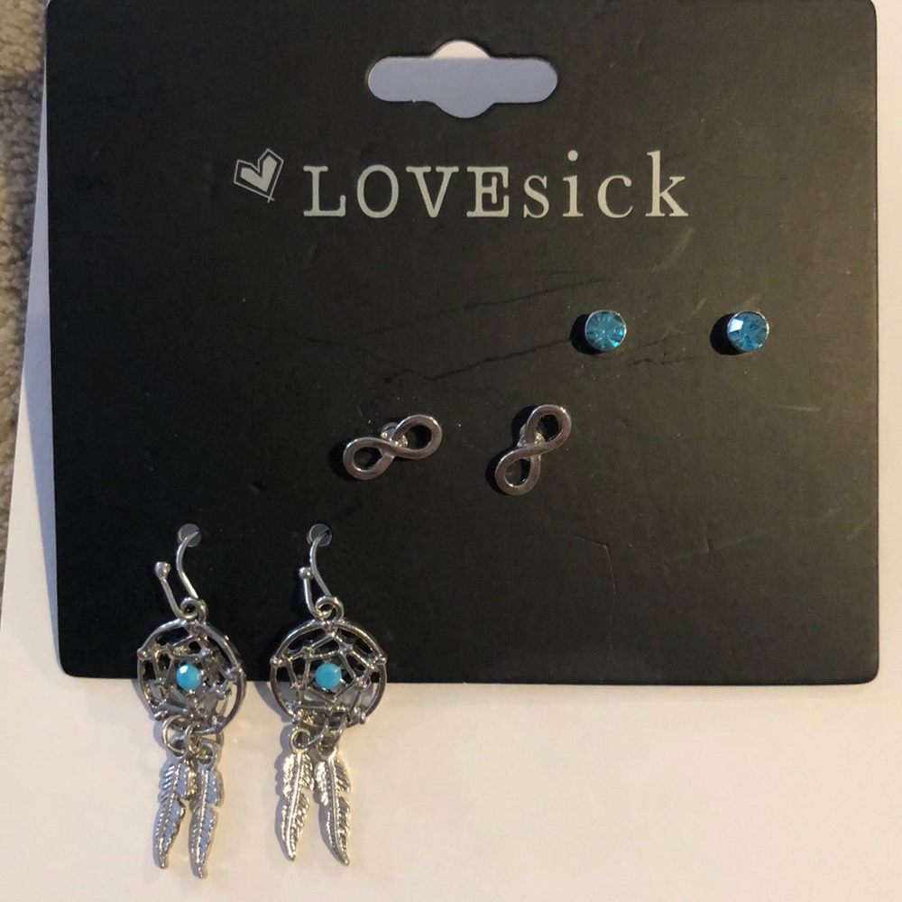 3-pack of earrings